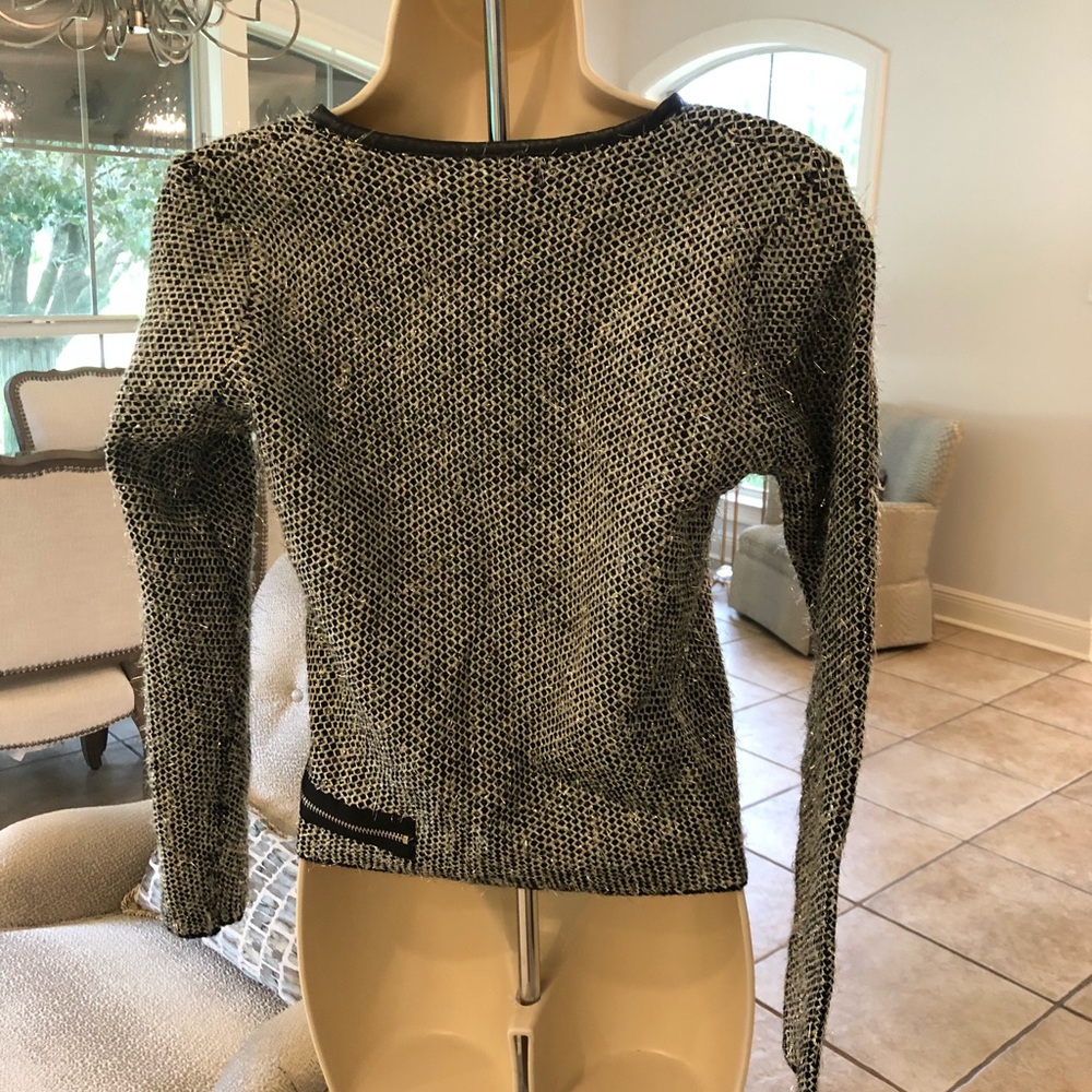 Jacket - Picture 3 of 4